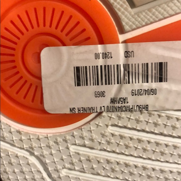 Louis Vuitton shoes - Picture 4 of 4